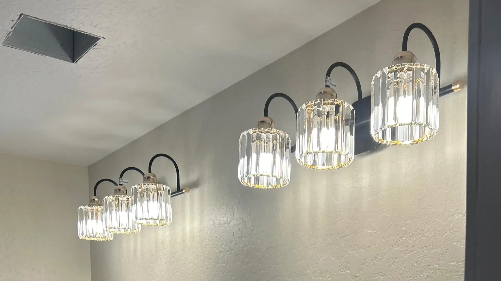 Work photo for Ceiling Fan or Light Fixture Remove & Replace Service $150