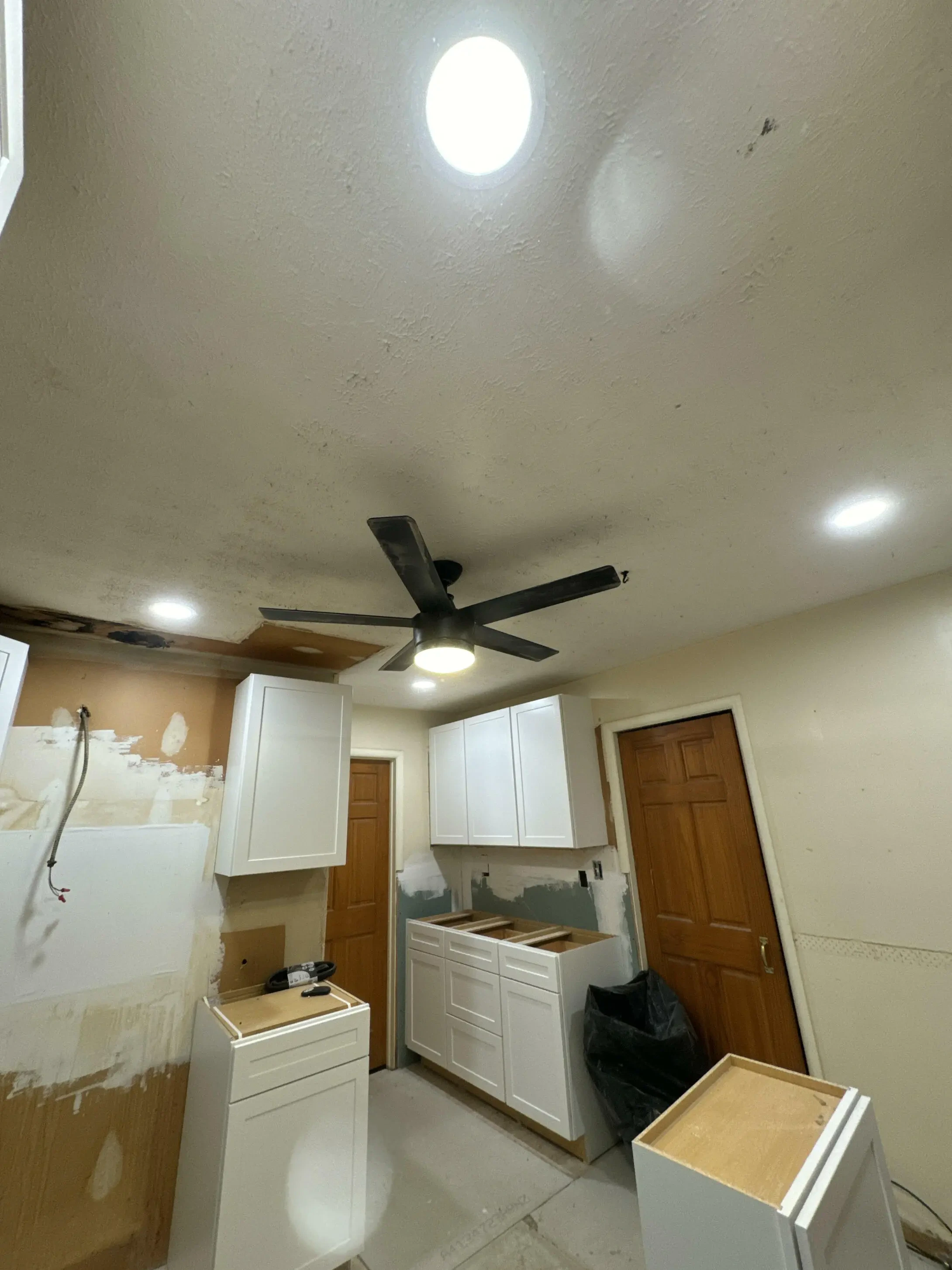 Work photo for Ceiling Fan or Light Fixture Remove & Replace Service $150