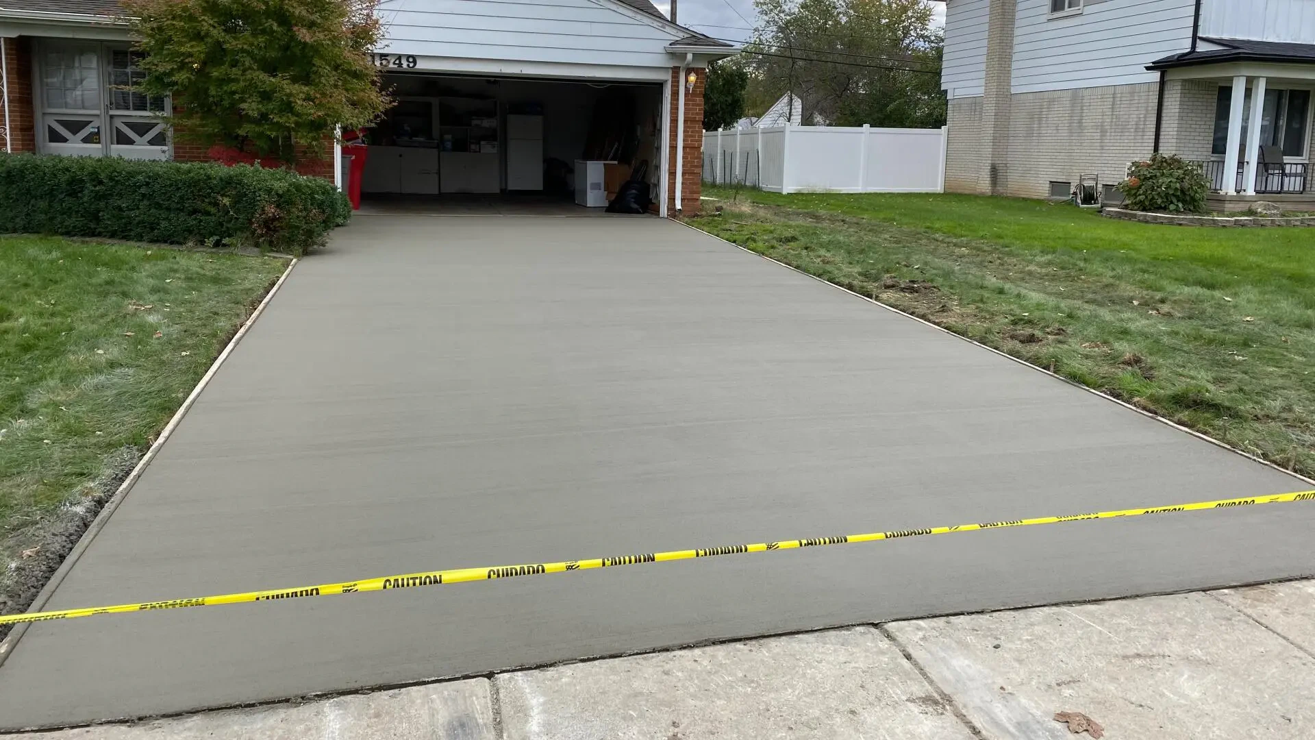 Work photo for Driveway Replacement - Robert Watson: Expert Concrete Services – Precision and Durability for Your Projects