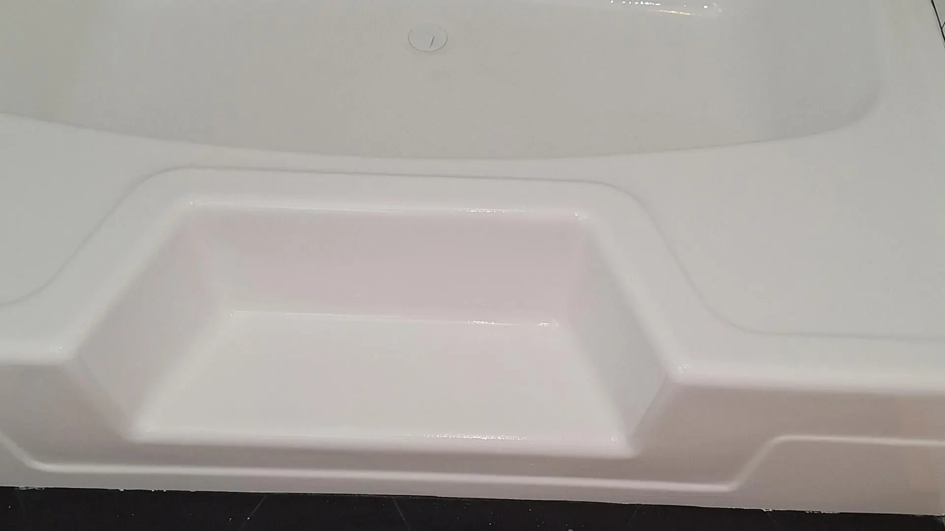 Work photo for Bathtub Reglazing