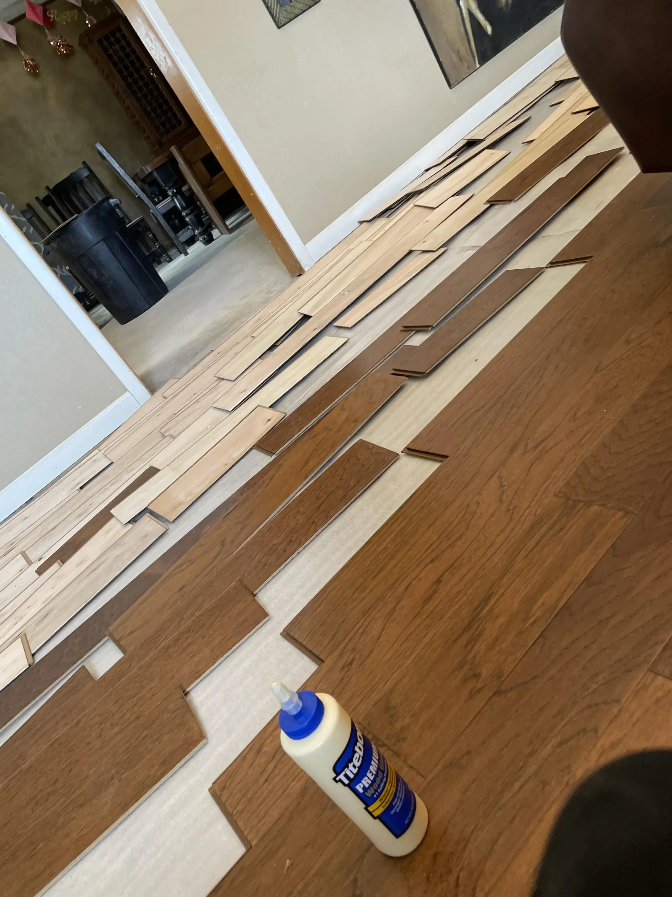 Work photo for Floor Installation Service: Hardwood, Laminate, Tile & Vinyl $2500